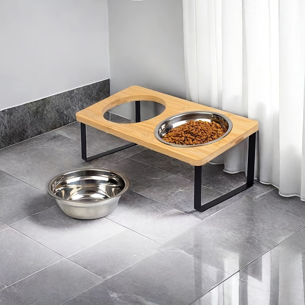 Elevator for dog and cat food 